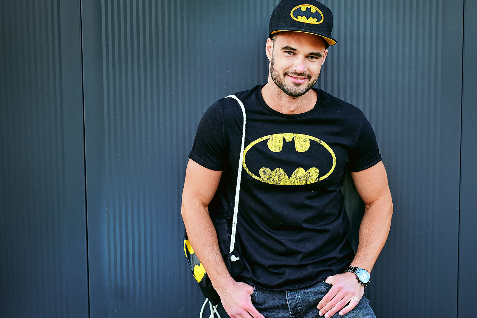 Productafbeelding Batman - Distressed Shield T-shirt