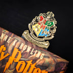 Product image Harry Potter - Hogwarts House Crest Bookmark Collection