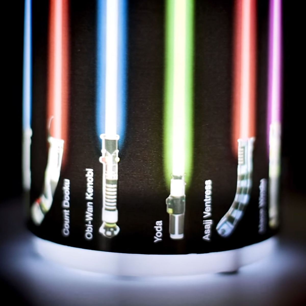 Productafbeelding Star Wars - Mini Lichtzwaard Tafellamp met Geluid