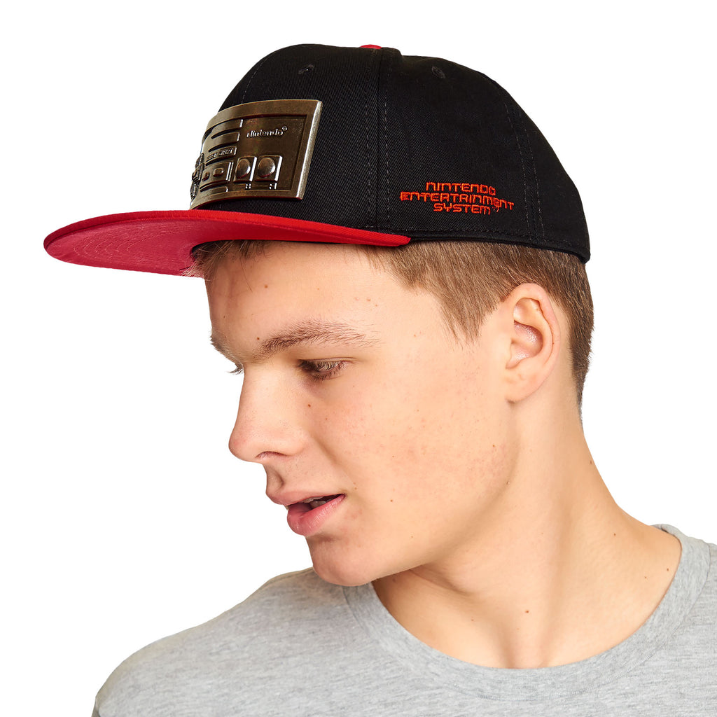 Product image Nintendo - NES Metal Controller Snapback Cap