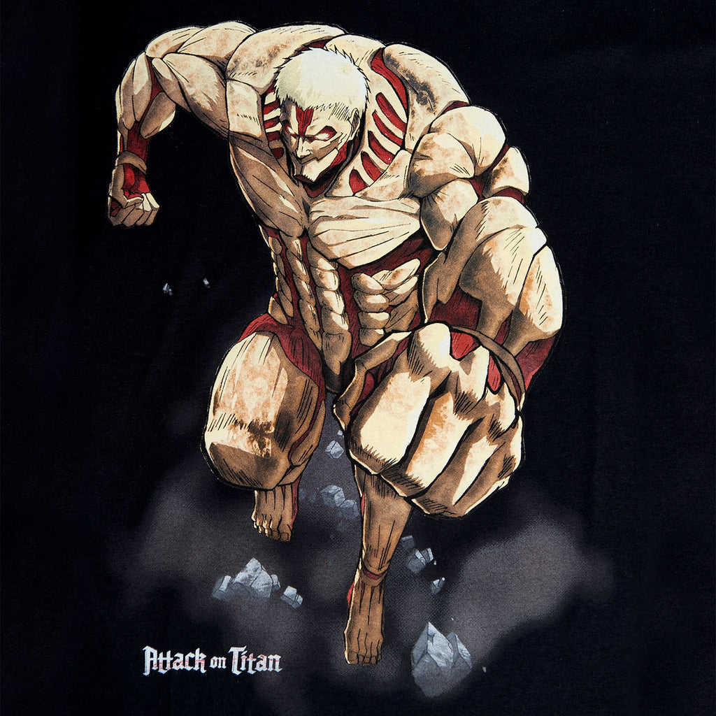 Productafbeelding Attack on Titan - Armored Titan T-shirt zwart