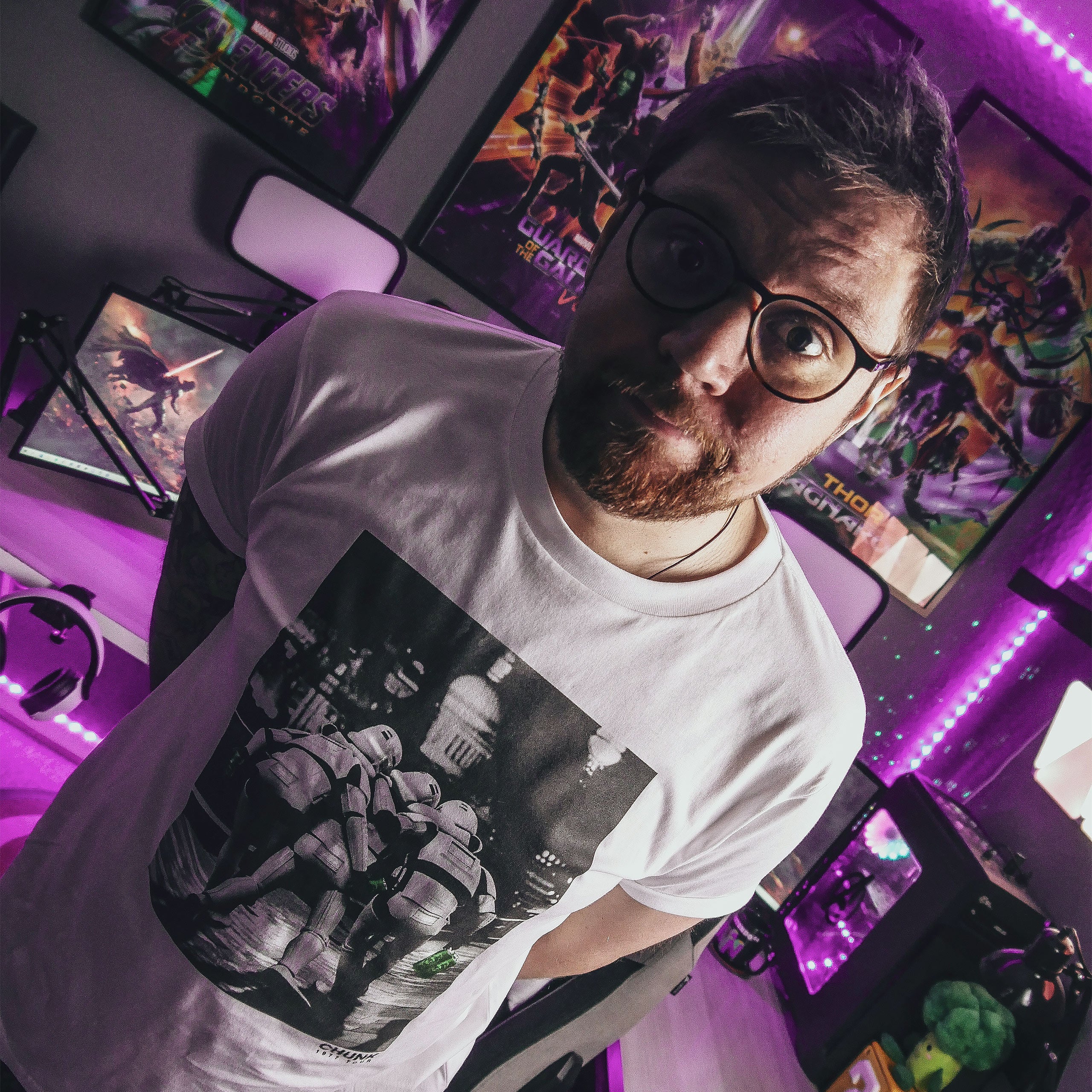 Productafbeelding Imperial Fighters at Night T-Shirt voor Star Wars Fans