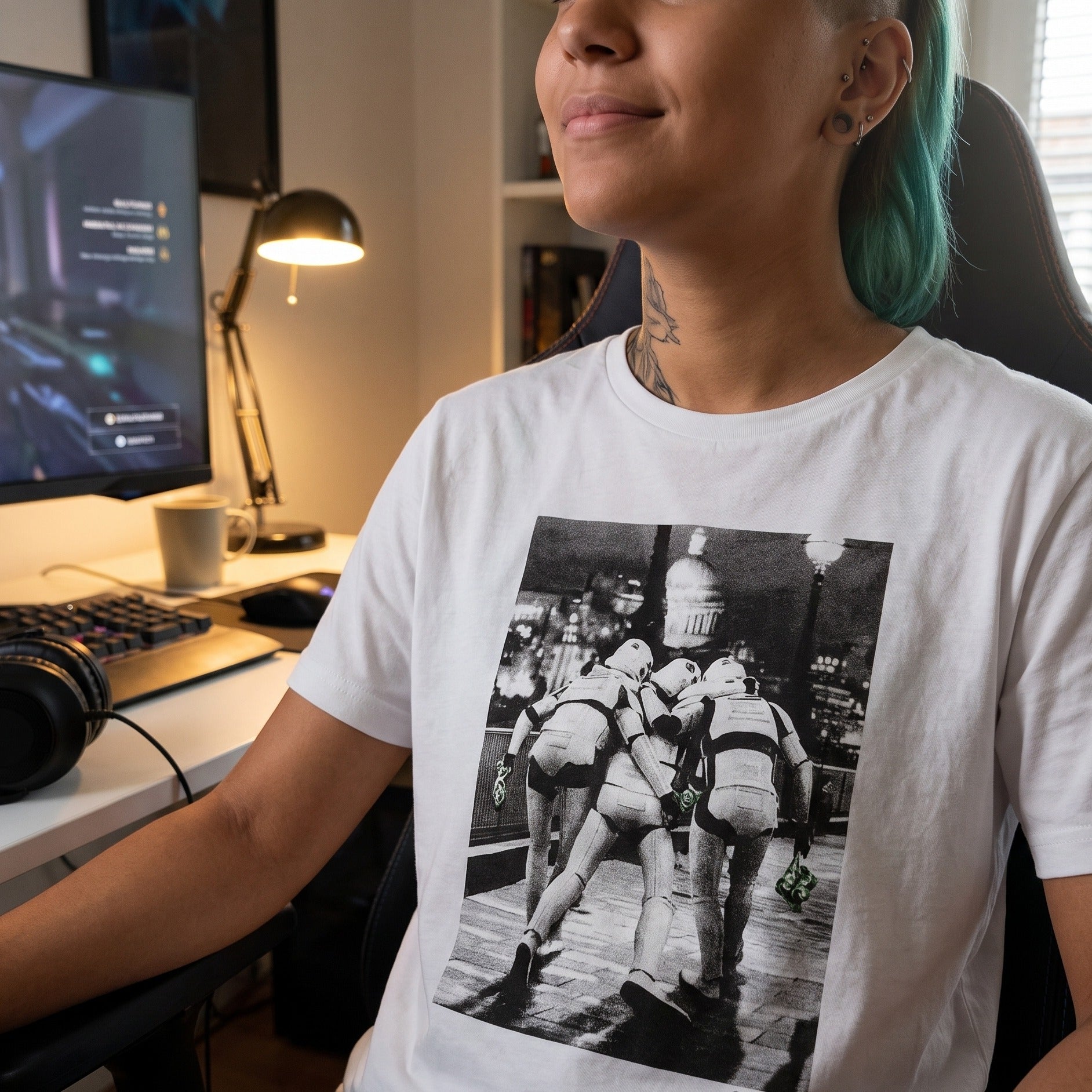 Productafbeelding Imperial Fighters at Night T-Shirt voor Star Wars Fans