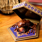 Productafbeelding Chocolade Kikker Figuur met Verzamelkaart - Harry Potter Replica