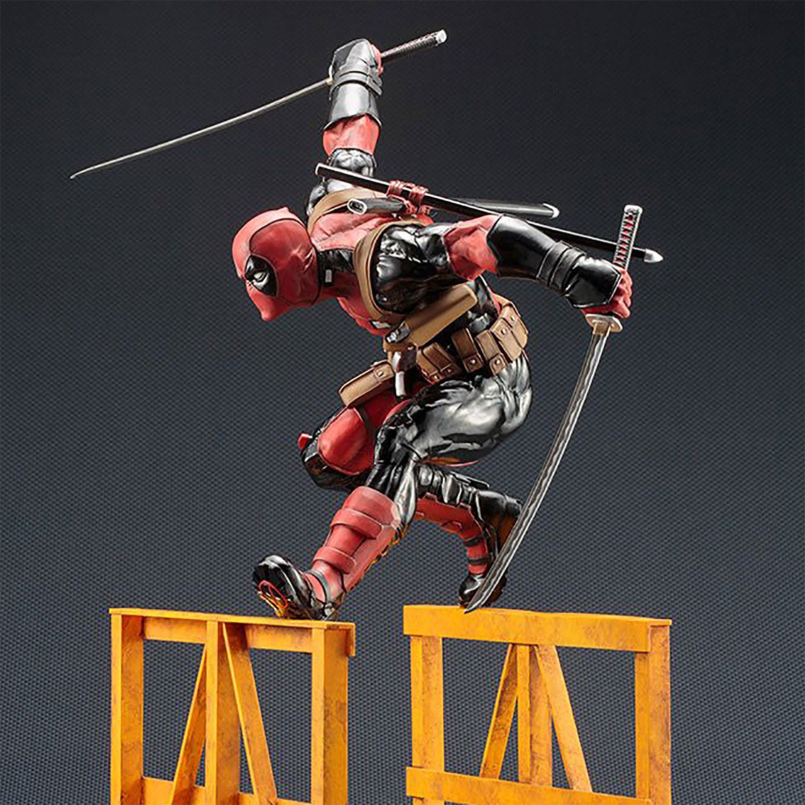 Productafbeelding Super Deadpool Verzamelaarsbeeldje 43 cm