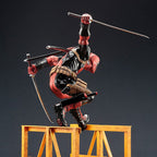 Productafbeelding Super Deadpool Verzamelaarsbeeldje 43 cm