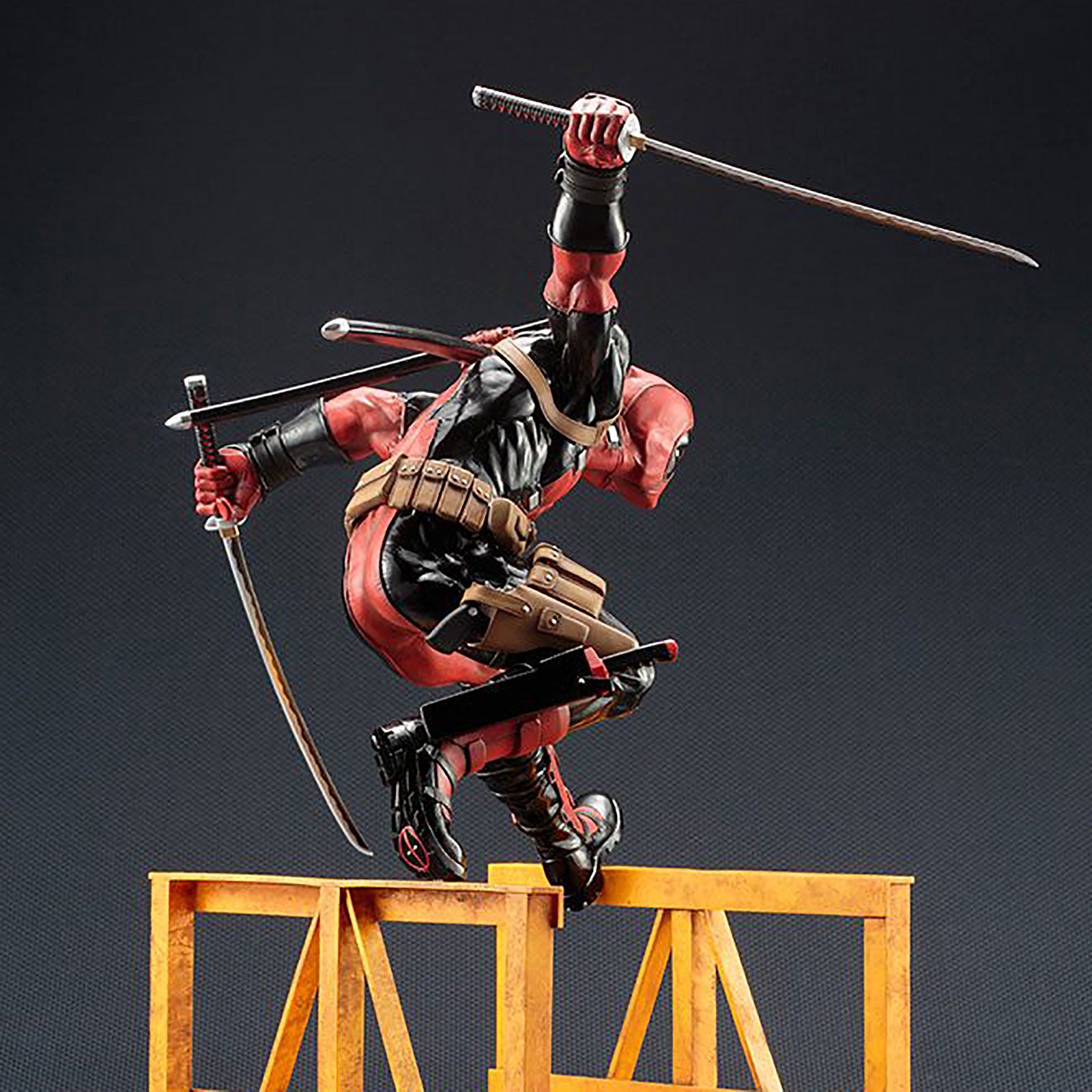 Productafbeelding Super Deadpool Verzamelaarsbeeldje 43 cm
