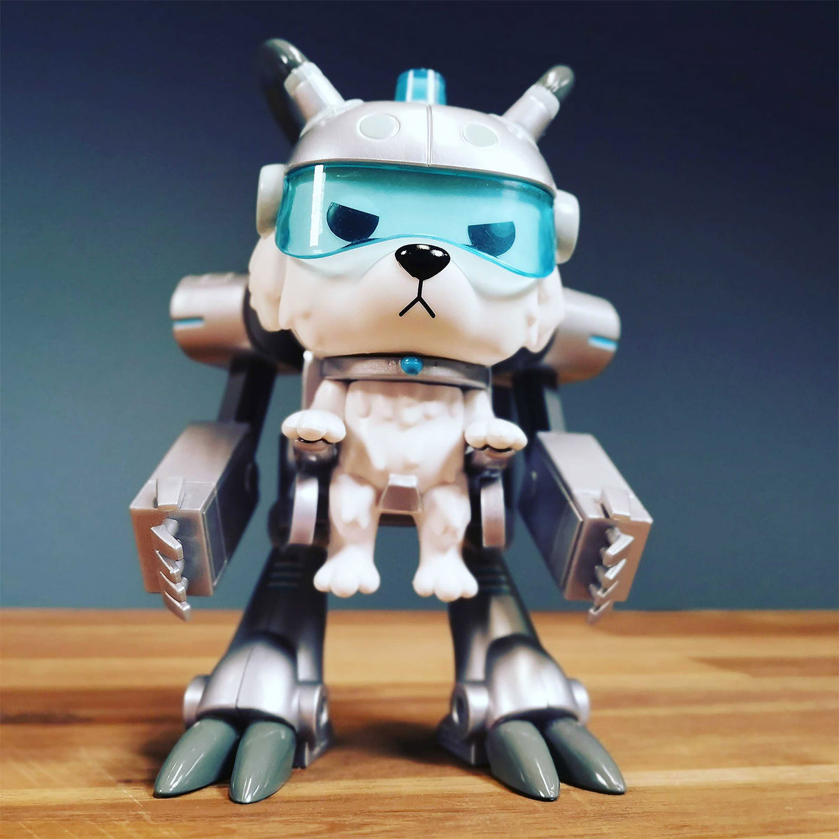 Productafbeelding Rick and Morty - Exoskelet Sneeuwbal Funko Pop Figurine 14 cm