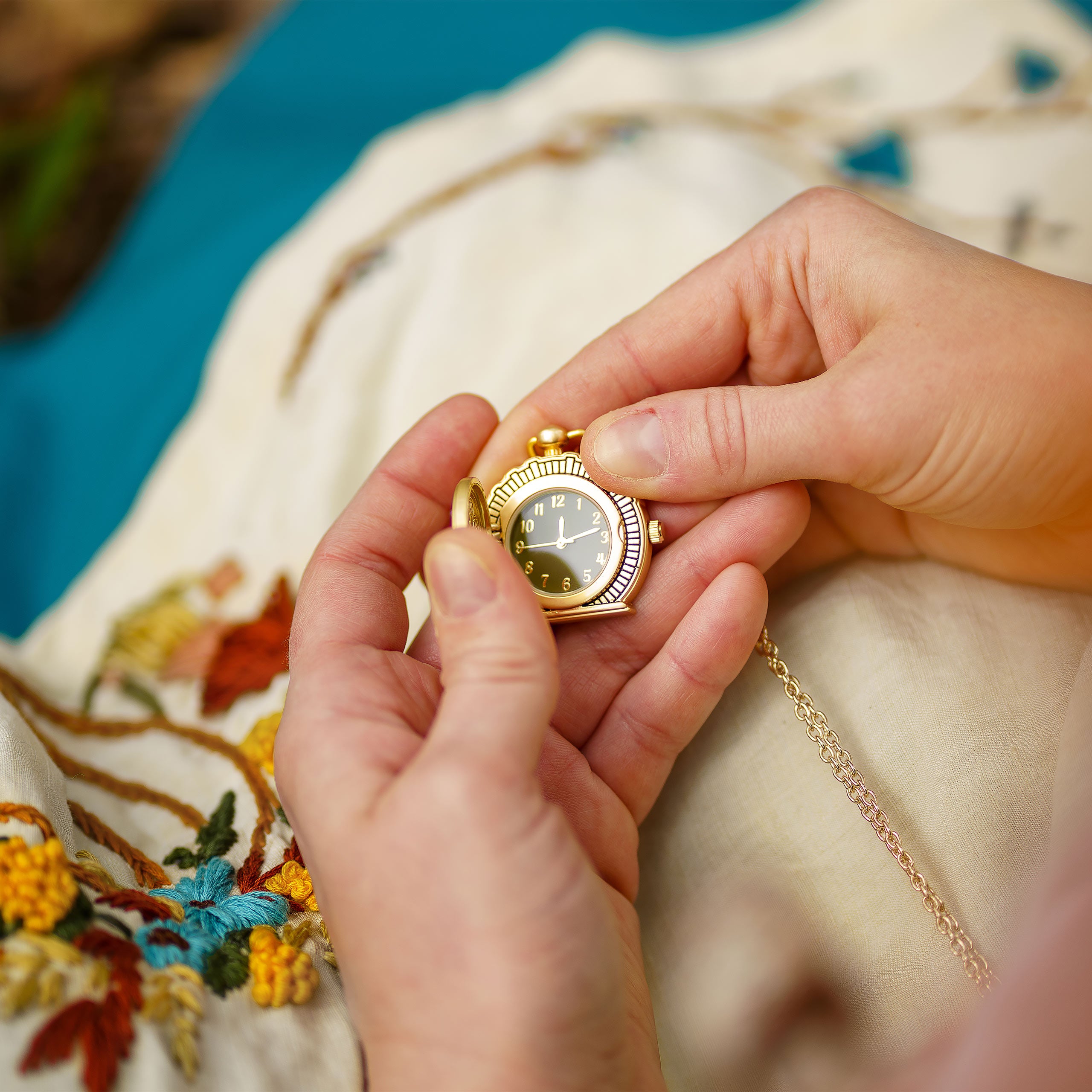Product image The Lord of the Rings - Hobbit Hole Pocket Watch