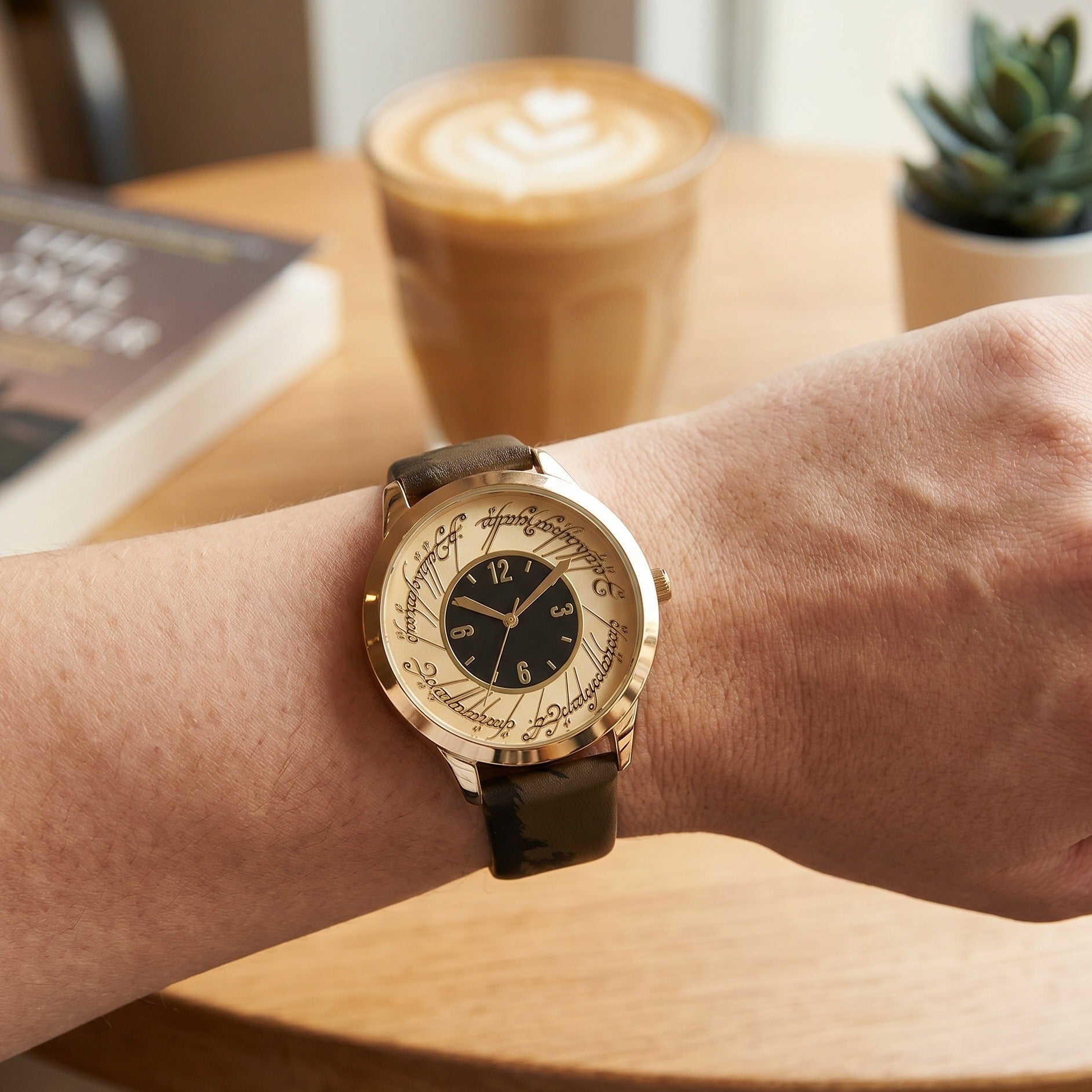 Productafbeelding In de Ban van de Ring - De Ene Ring Horloge