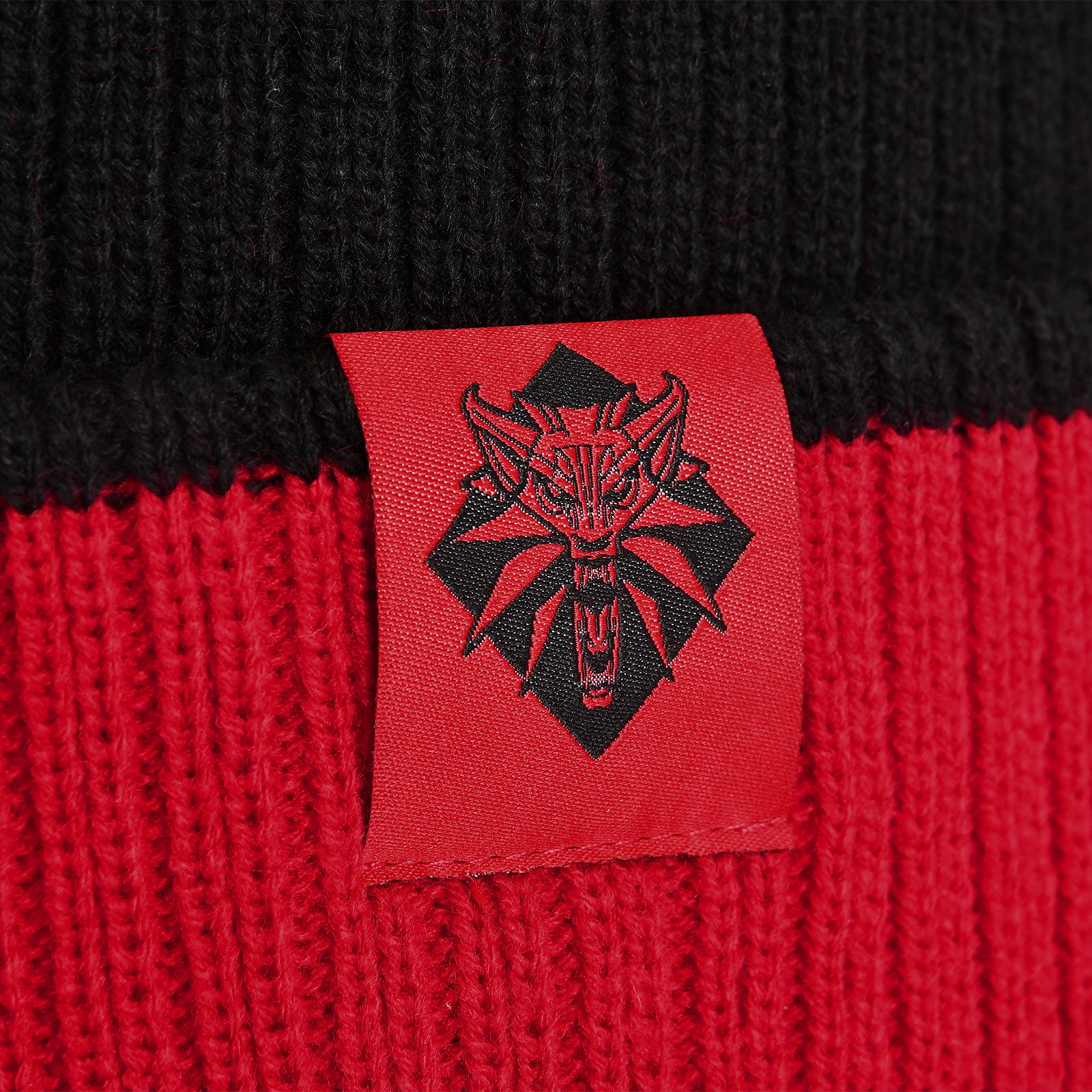 Productafbeelding Witcher - Wolf Medaillon Muts