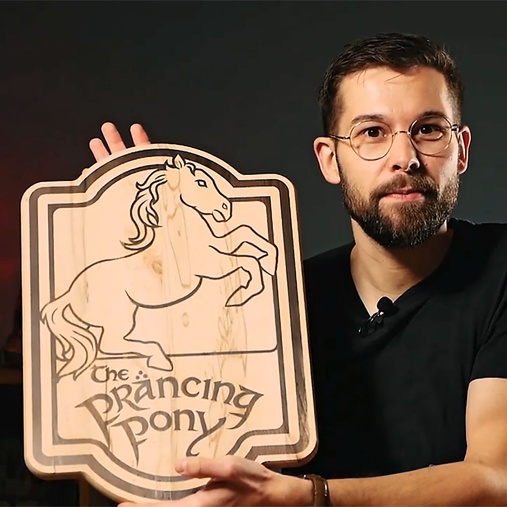 Productafbeelding Heer der Ringen - Het Dansende Pony Snijplank Beuk