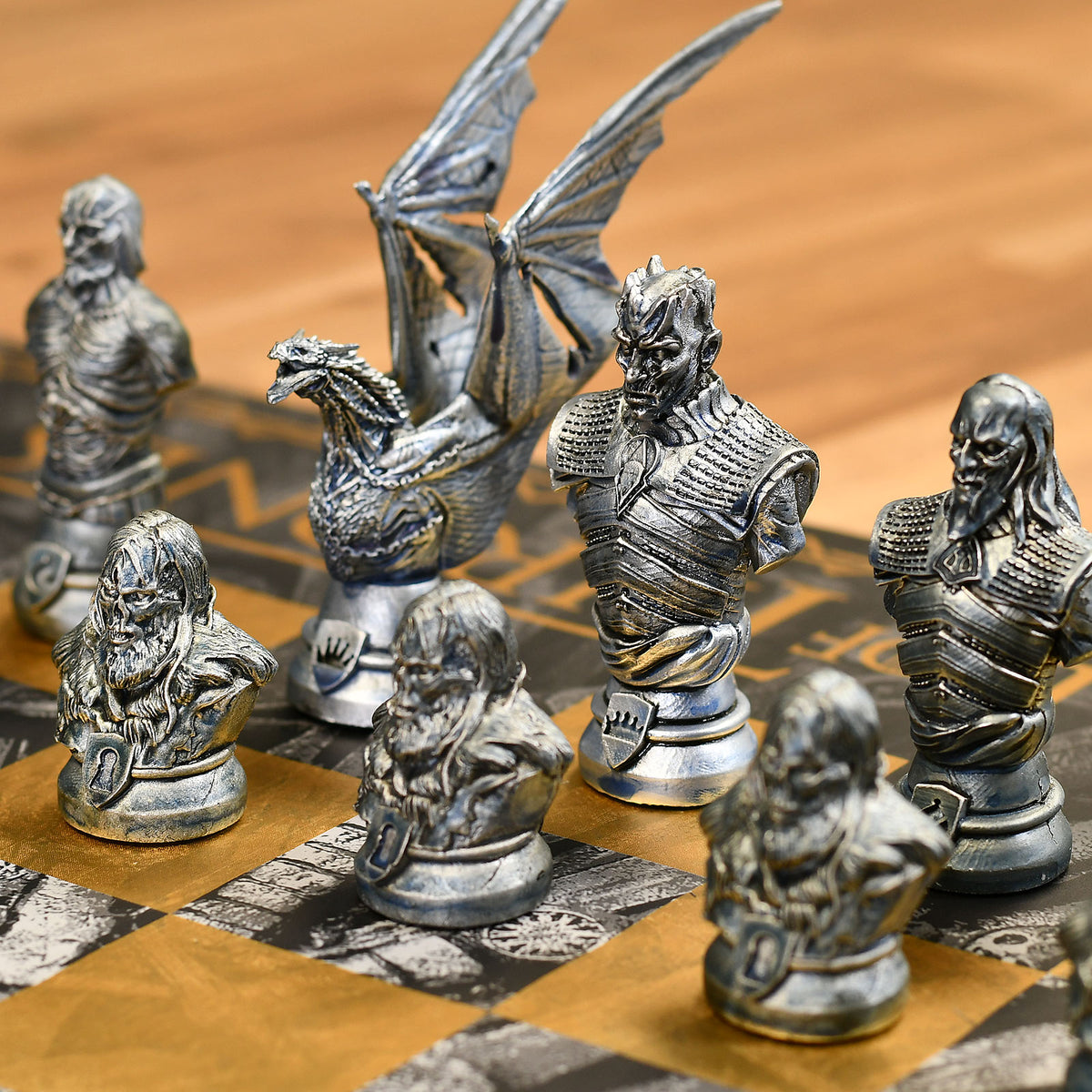 Product image Game of Thrones - Chess Set Collectors Edition