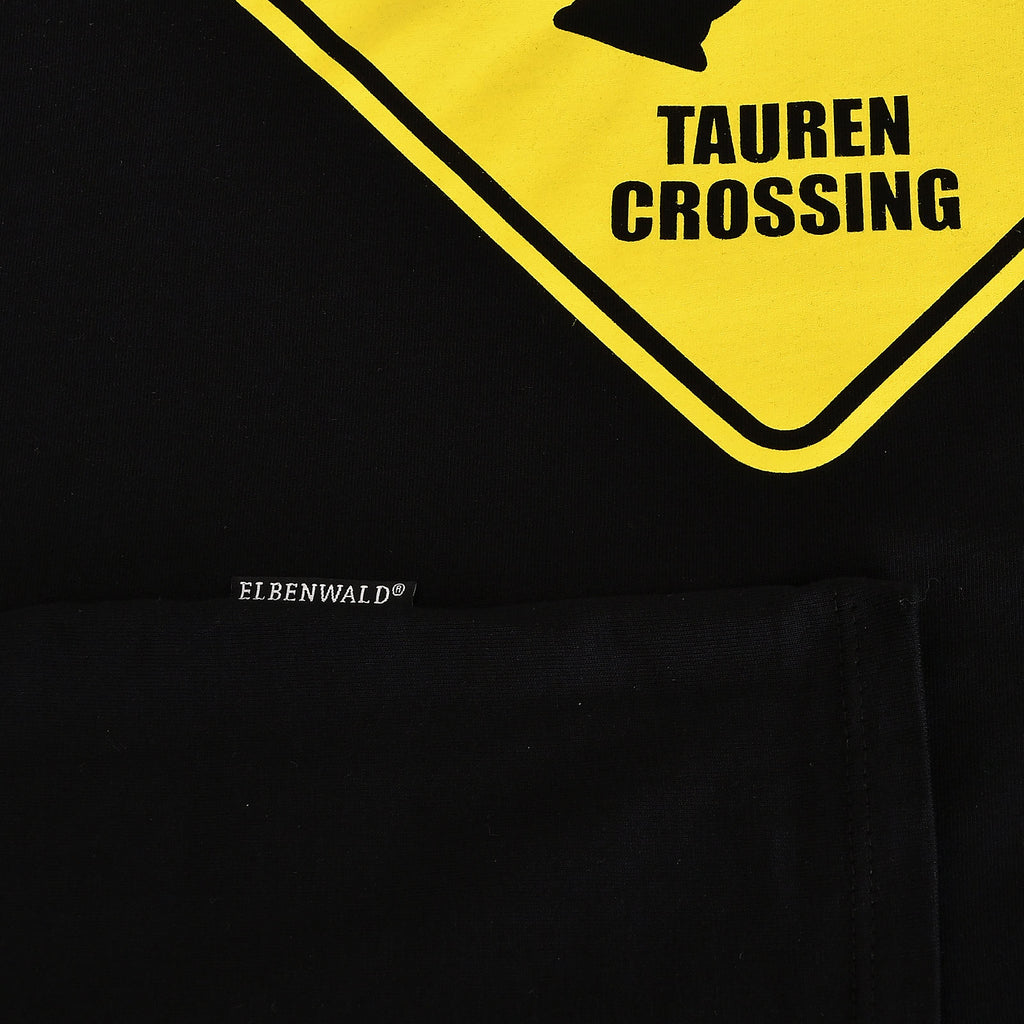 Productafbeelding Tauren Crossing T-Shirt voor World of Warcraft Fans zwart