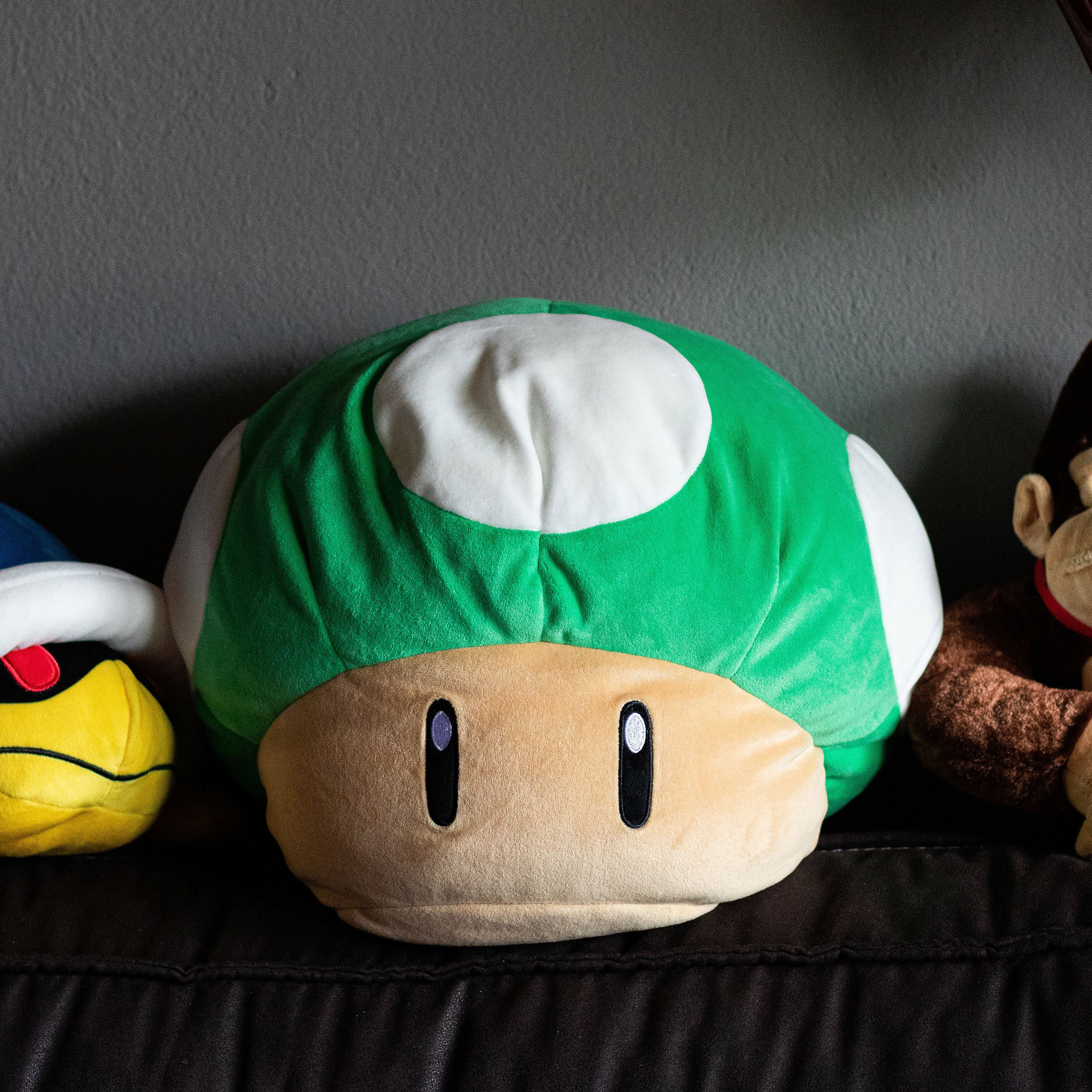 Product image Super Mario - 1 UP Mushroom Plush Figure XL