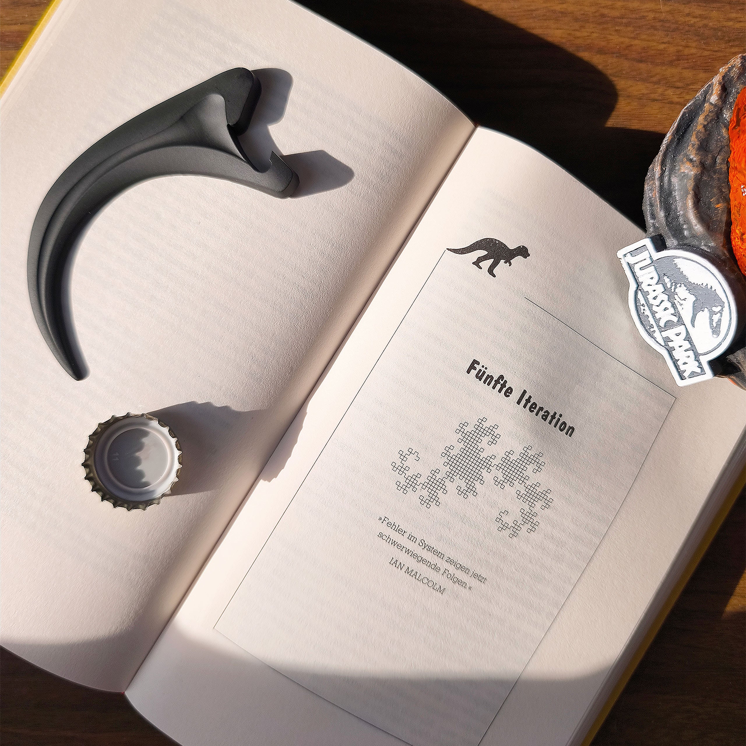 Productafbeelding Jurassic Park - Velociraptor Klauw Magneet Flesopener