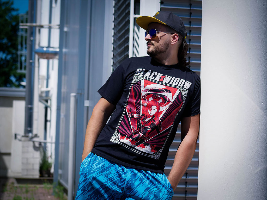 Productafbeelding Black Widow - Eye in the Sky Film T-shirt zwart