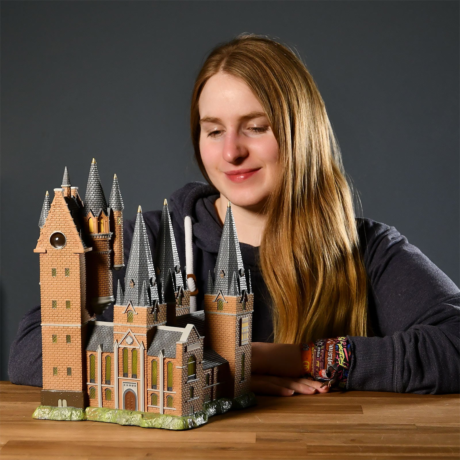 Productafbeelding Zweinstein Astronomietoren Miniatuur Replica met Verlichting - Harry Potter