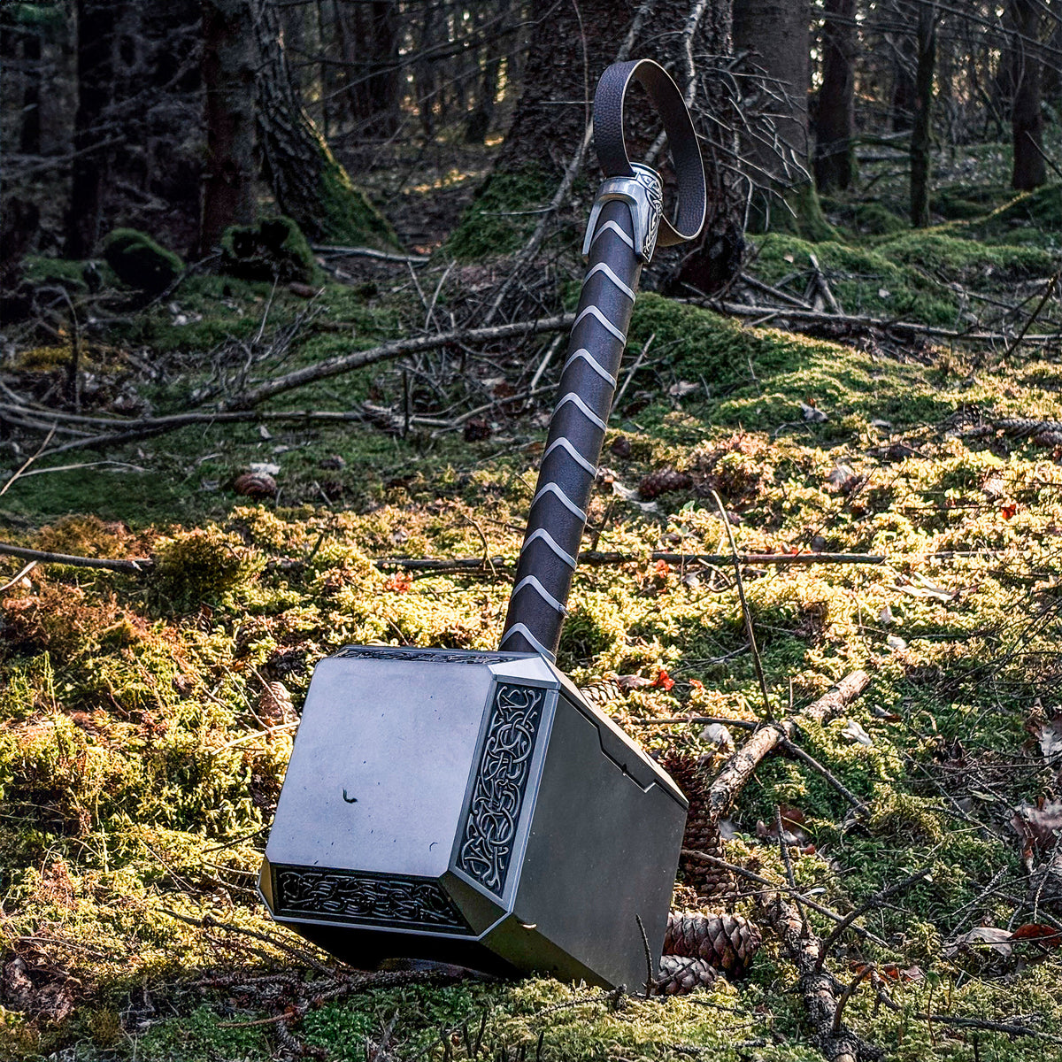 Productafbeelding Thor - Mjölnir hamer-replica met licht en geluid
