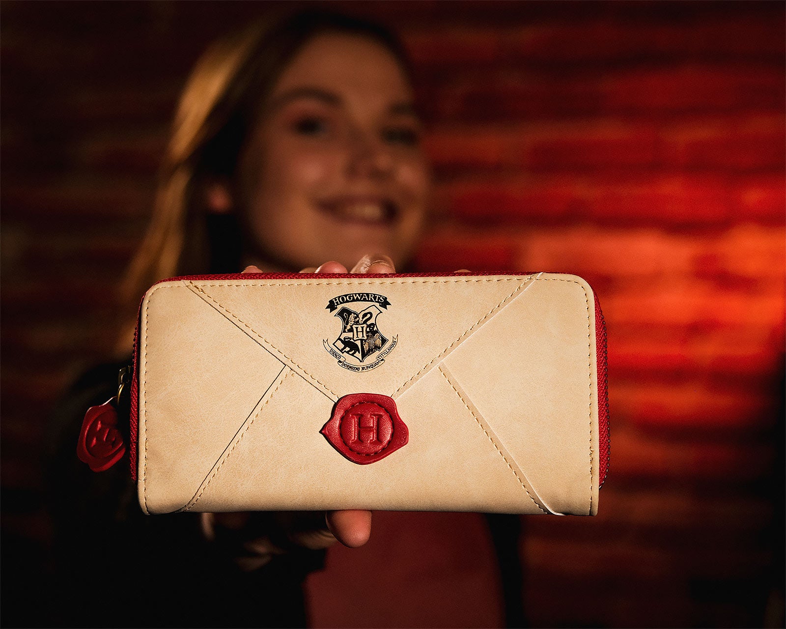 Product image Hogwarts Letter Wallet Women - Harry Potter