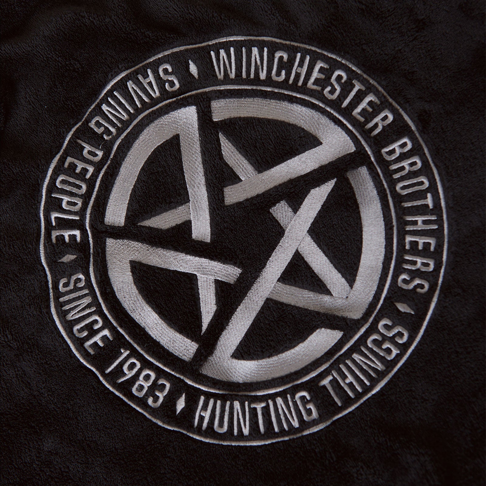 Productafbeelding Supernatural - Anti Possession Symbool Badjas