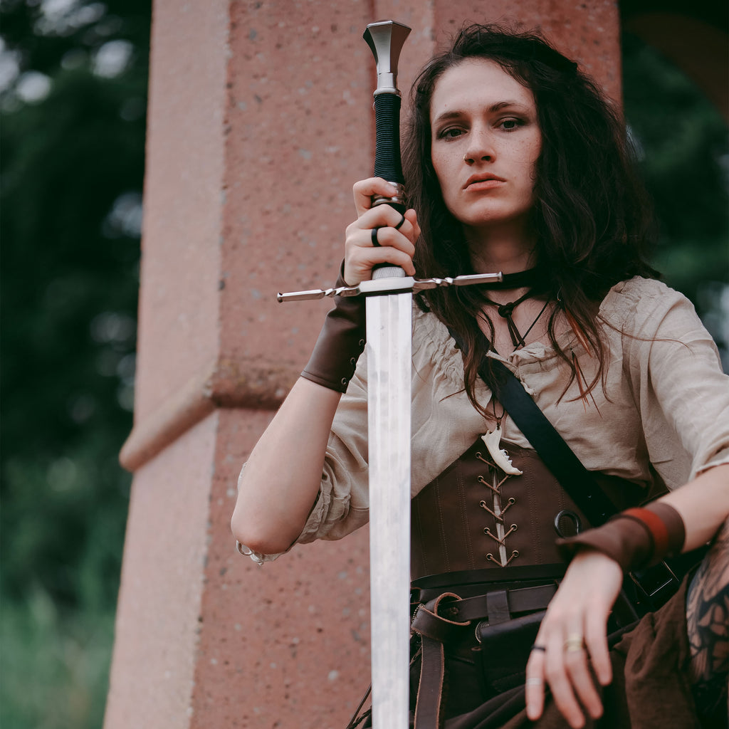 Productafbeelding Geralt van Rivia Stalen Zwaard Replica met Schede voor Witcher Fans
