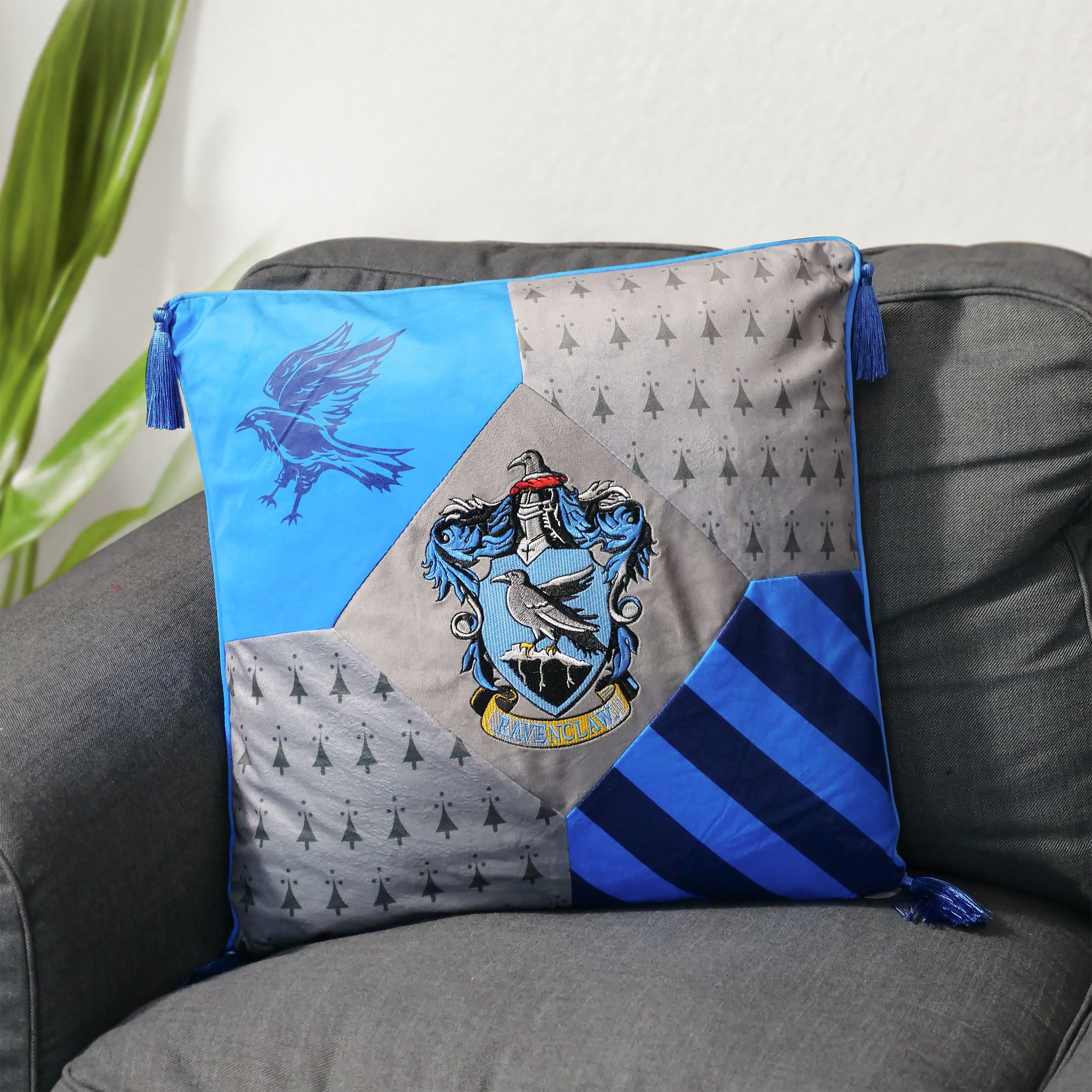 Productafbeelding Harry Potter - Ravenklauw Deluxe Kussen met Kwasten