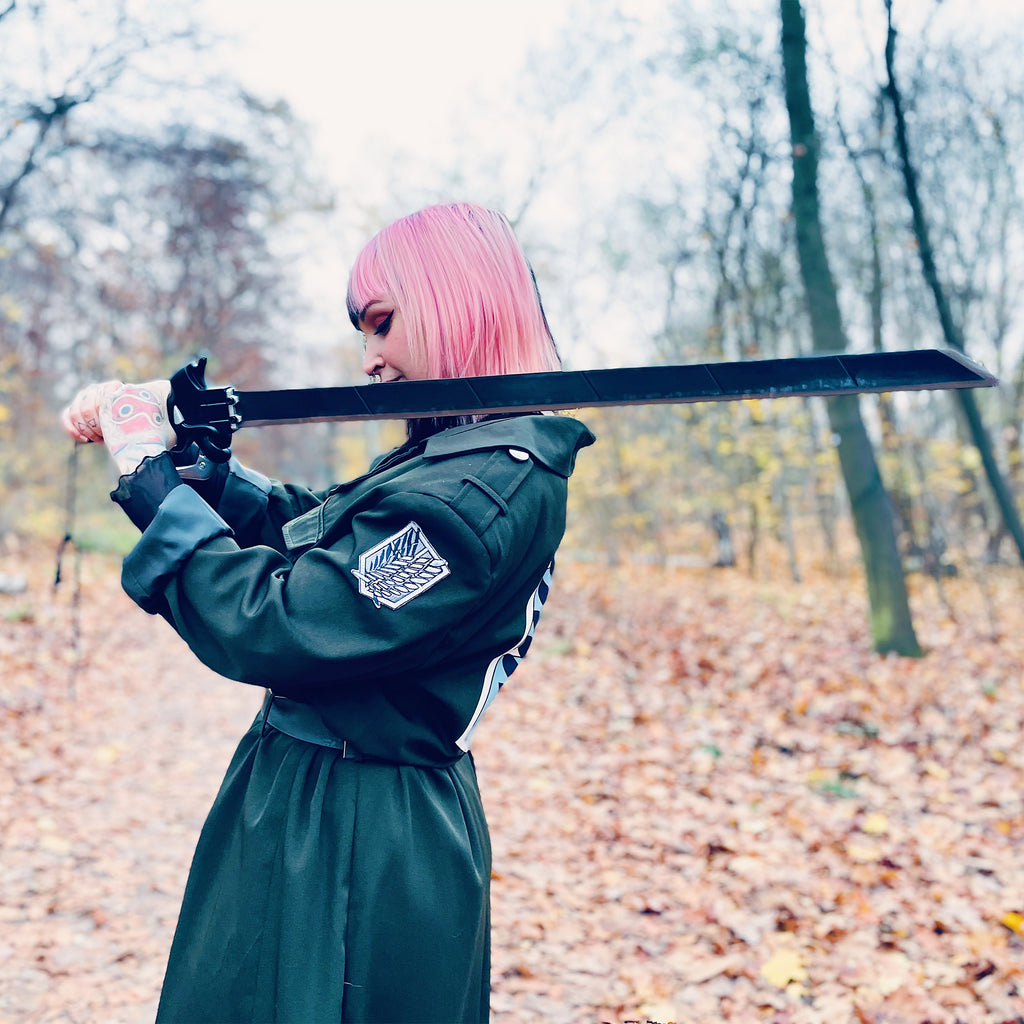 Productafbeelding Half-Blade Zwaard Replika met Schede voor Attack on Titan Fans