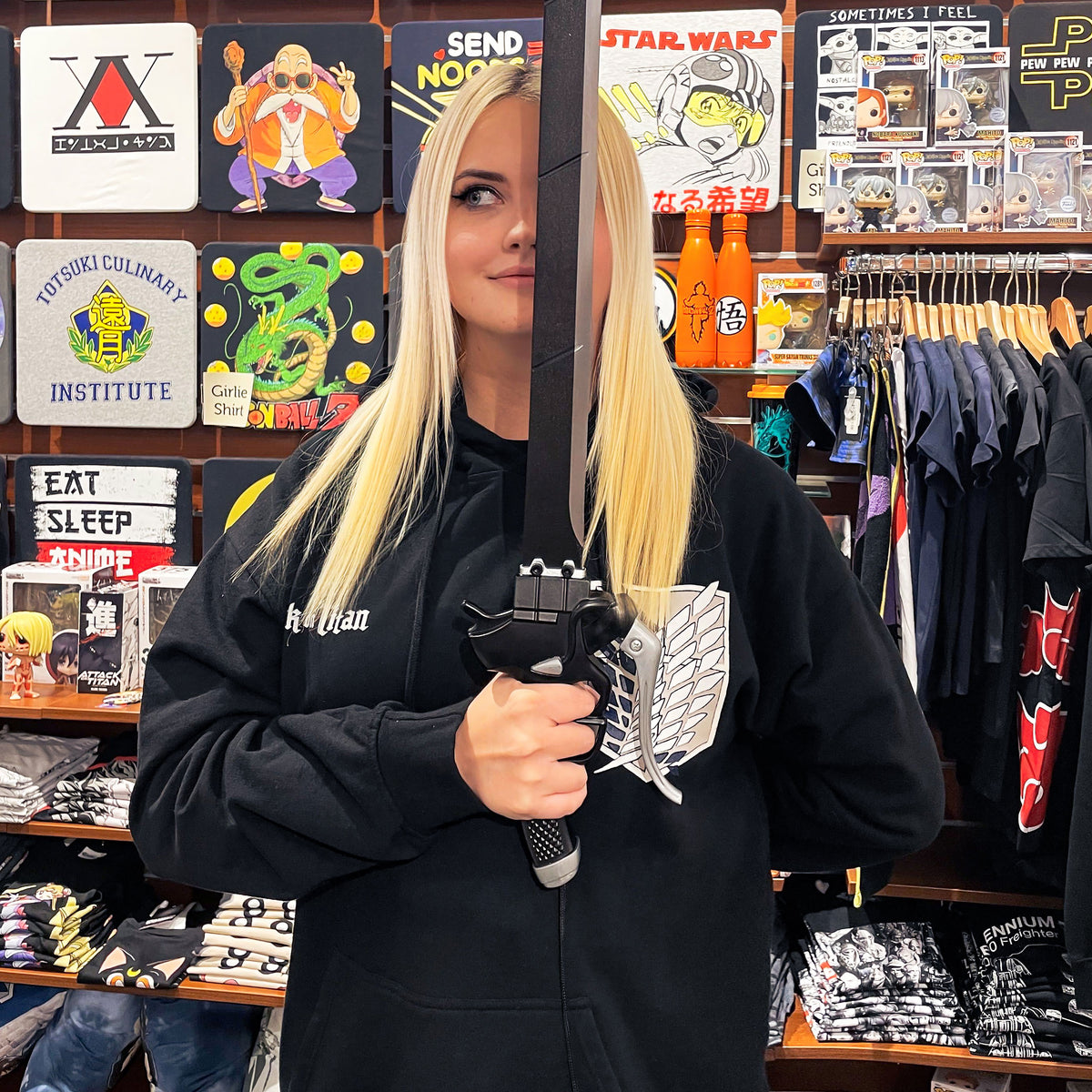 Productafbeelding Half-Blade Zwaard Replika met Schede voor Attack on Titan Fans