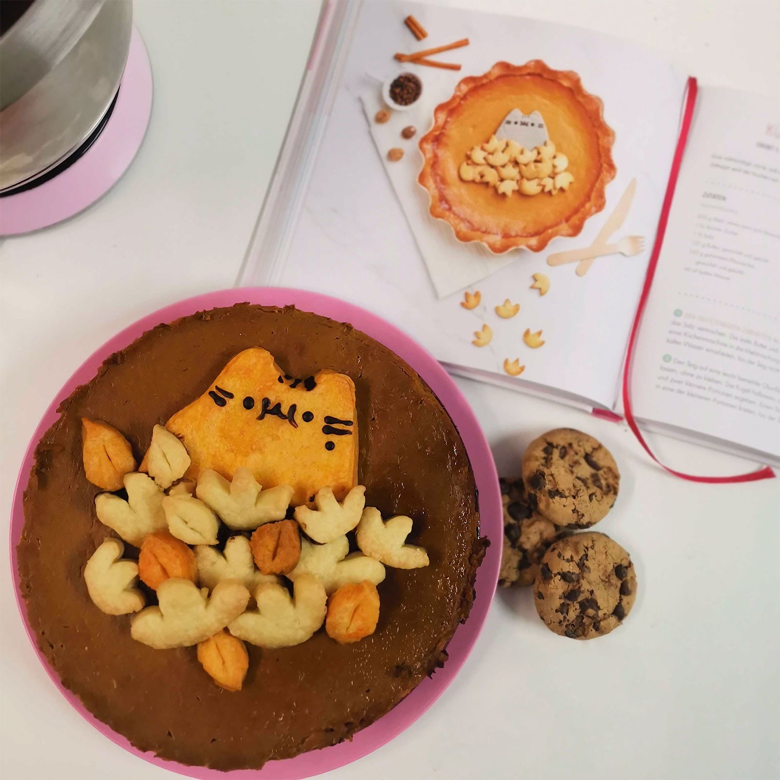 Productafbeelding Pusheen Kookboek - Creatieve lekkernijen voor zoetekauwen