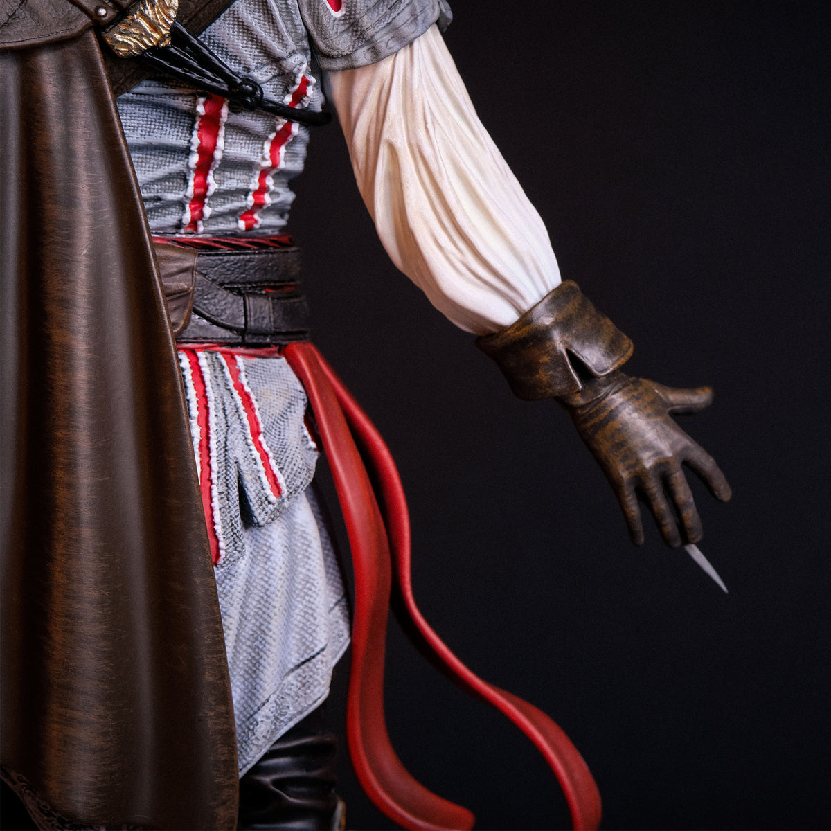 Productafbeelding Assassin's Creed - Ezio Auditore Art Scale Deluxe Figuur 31 cm