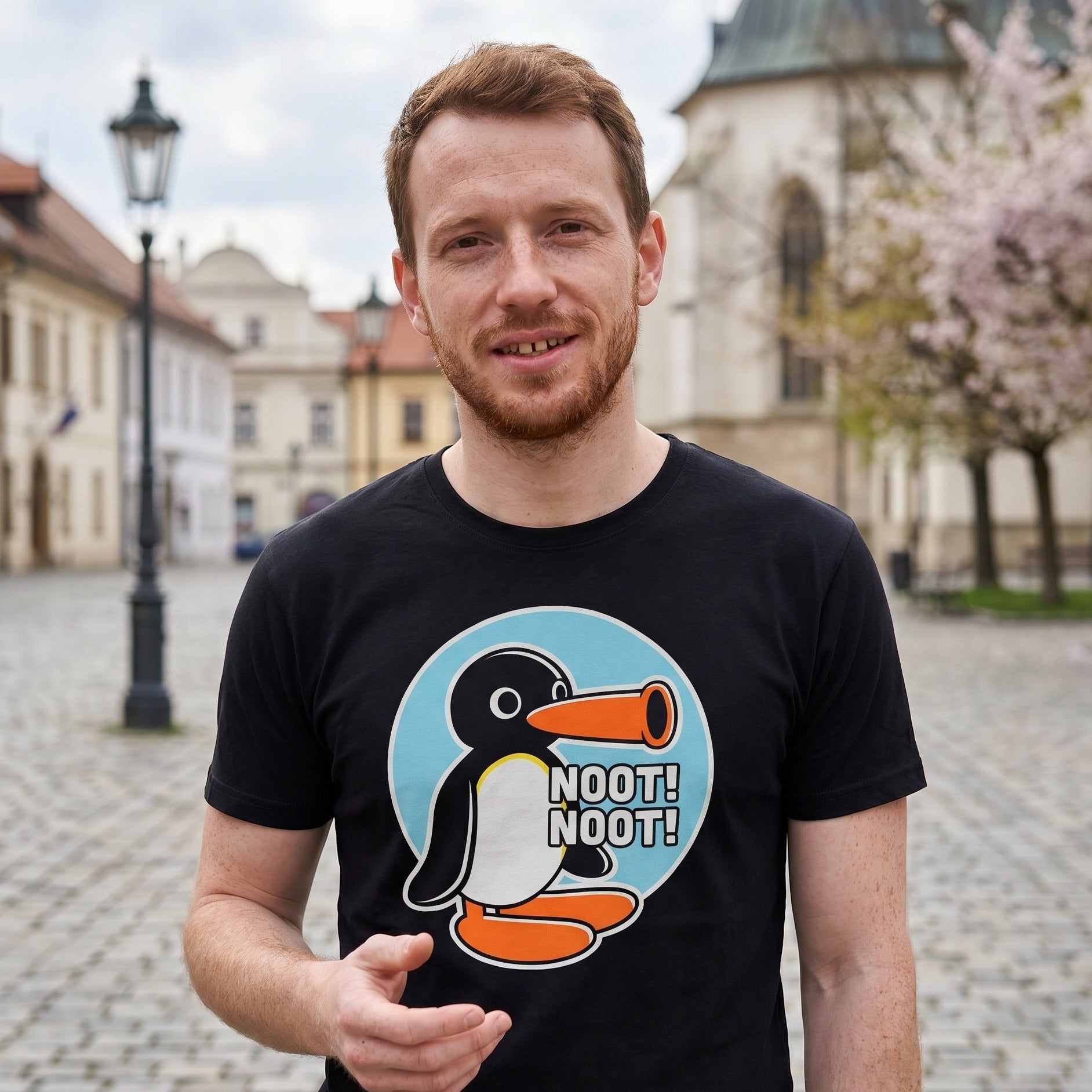 Productafbeelding Noot Noot T-shirt voor Pingu fans zwart
