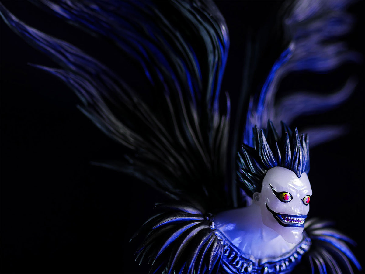 Productafbeelding Death Note - Ryuk Glow in the Dark Figuur 30 cm