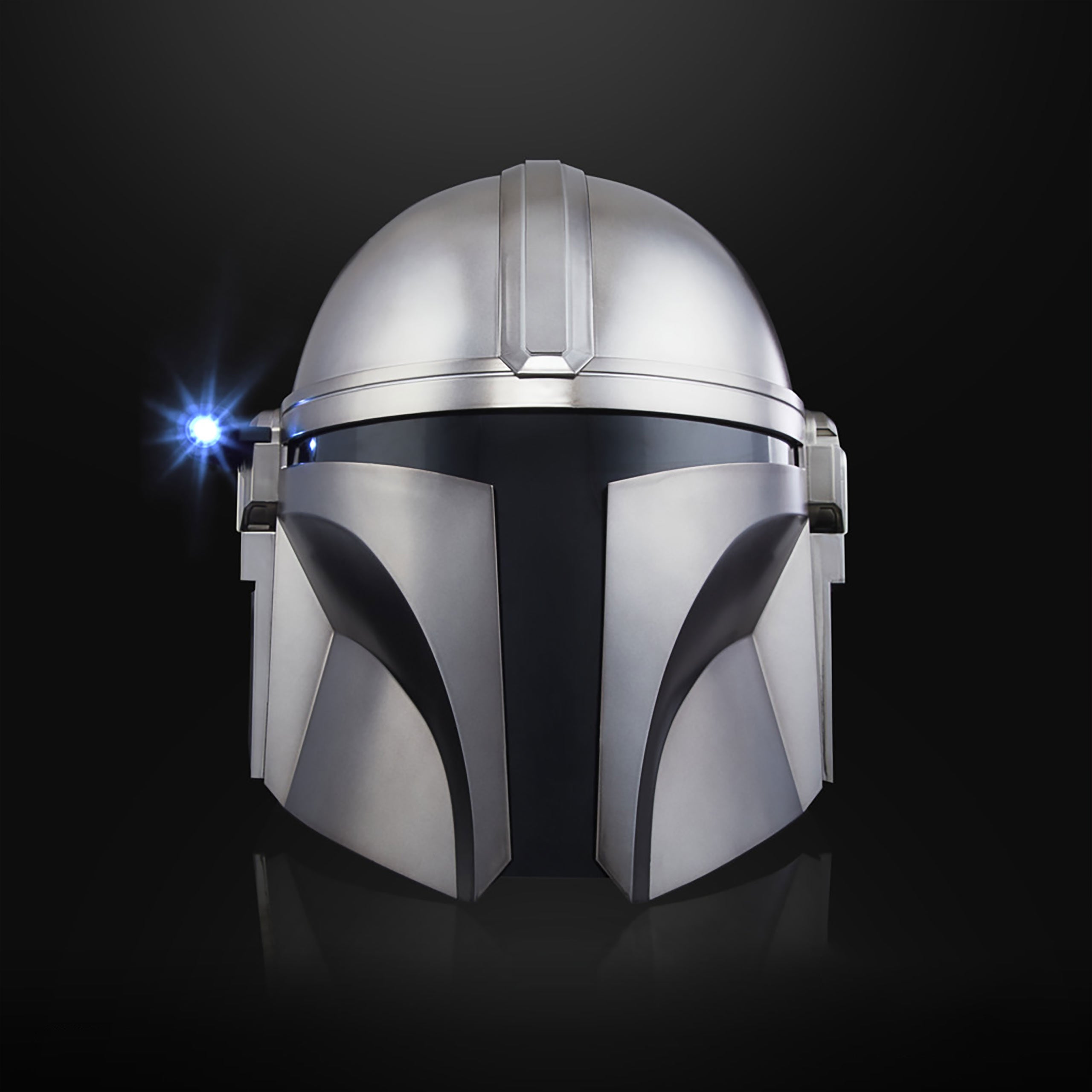 Productafbeelding The Mandalorian Helm Replica met Licht - Star Wars