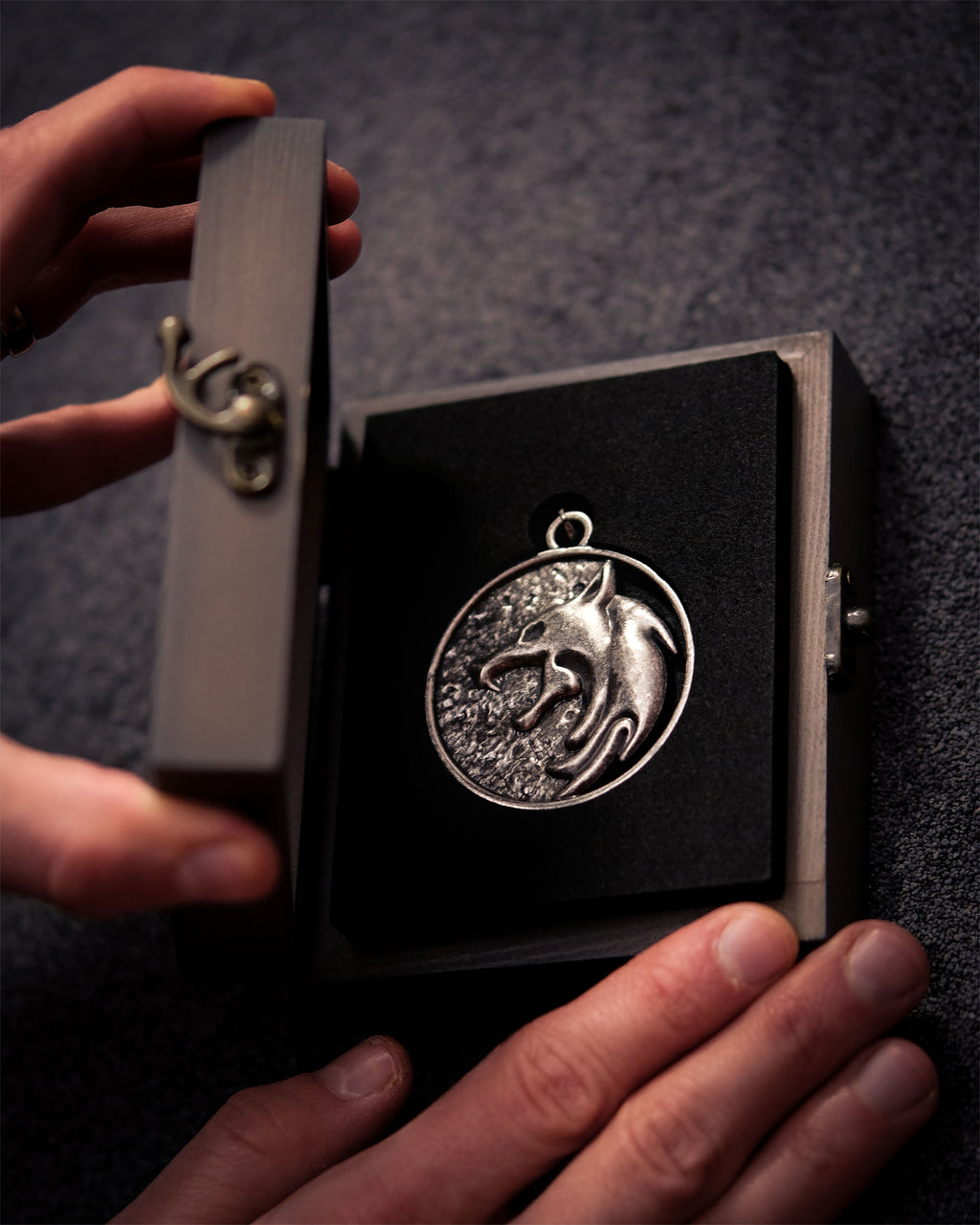 Productafbeelding Witcher - Geralt Wolf Medaillon Ketting