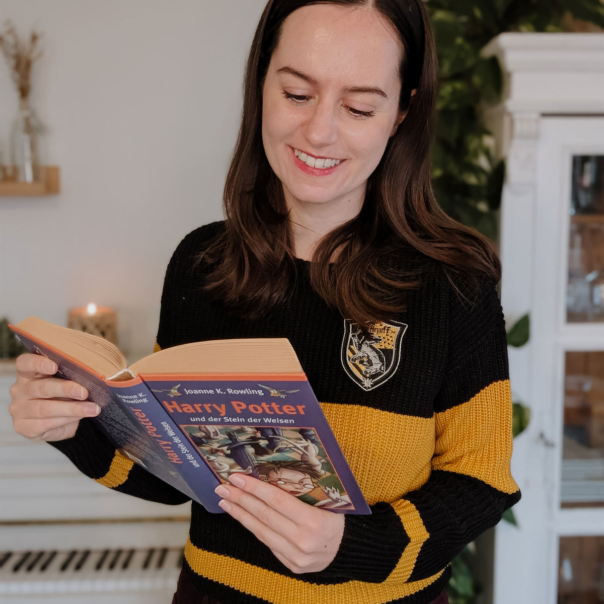 Product image Harry Potter - Hufflepuff Crop Sweater Women
