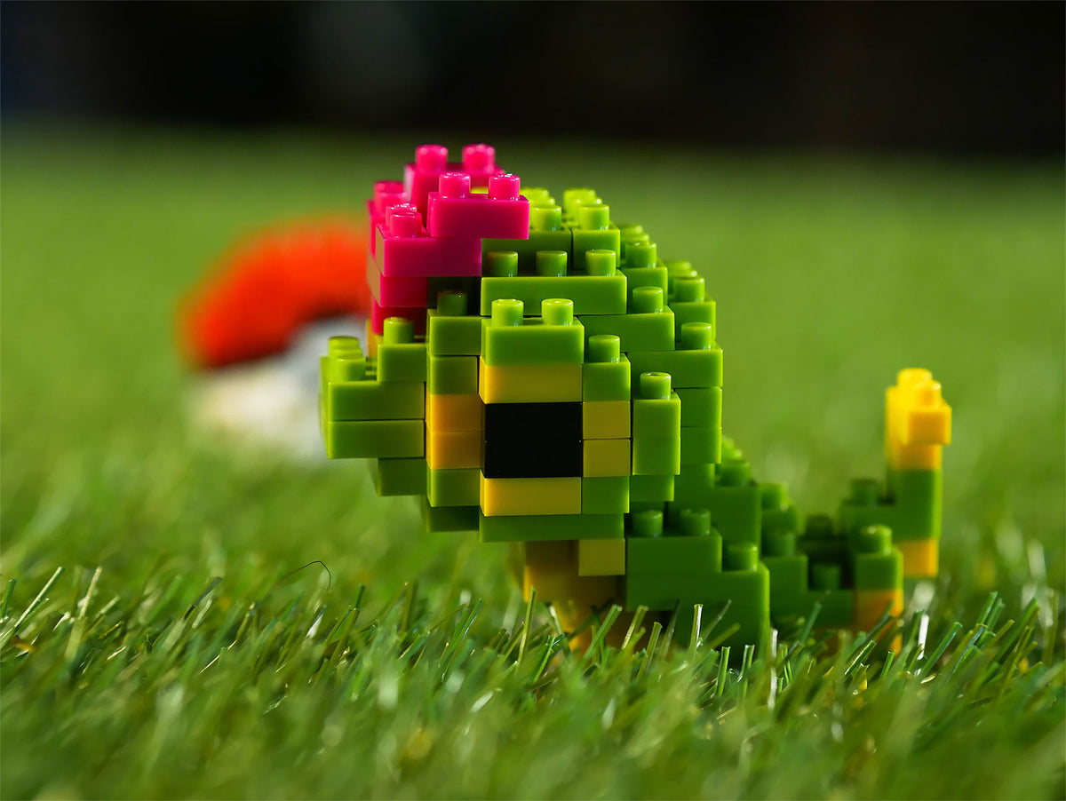 Productafbeelding Pokemon - Rupsje met Pokeball nanoblock Mini Bouwfiguren Set