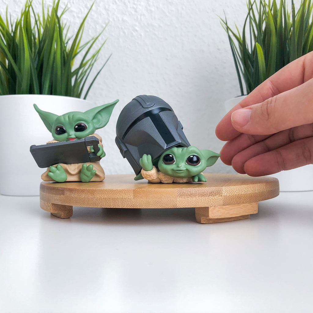Productafbeelding Grogu met Helm en Tablet Mini Figurenset - Star Wars The Mandalorian
