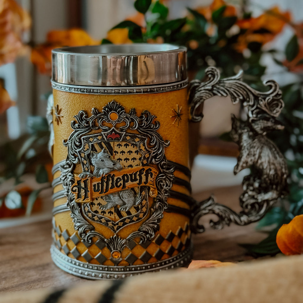 Productafbeelding Harry Potter - Hufflepuff Logo Deluxe Mok