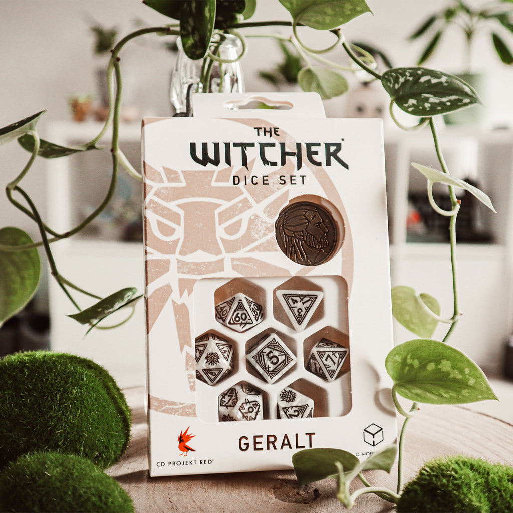 Productafbeelding Witcher - Geralt Witte Wolf RPG Dobbelstenenset 7-delig met verzamelaarsmunt