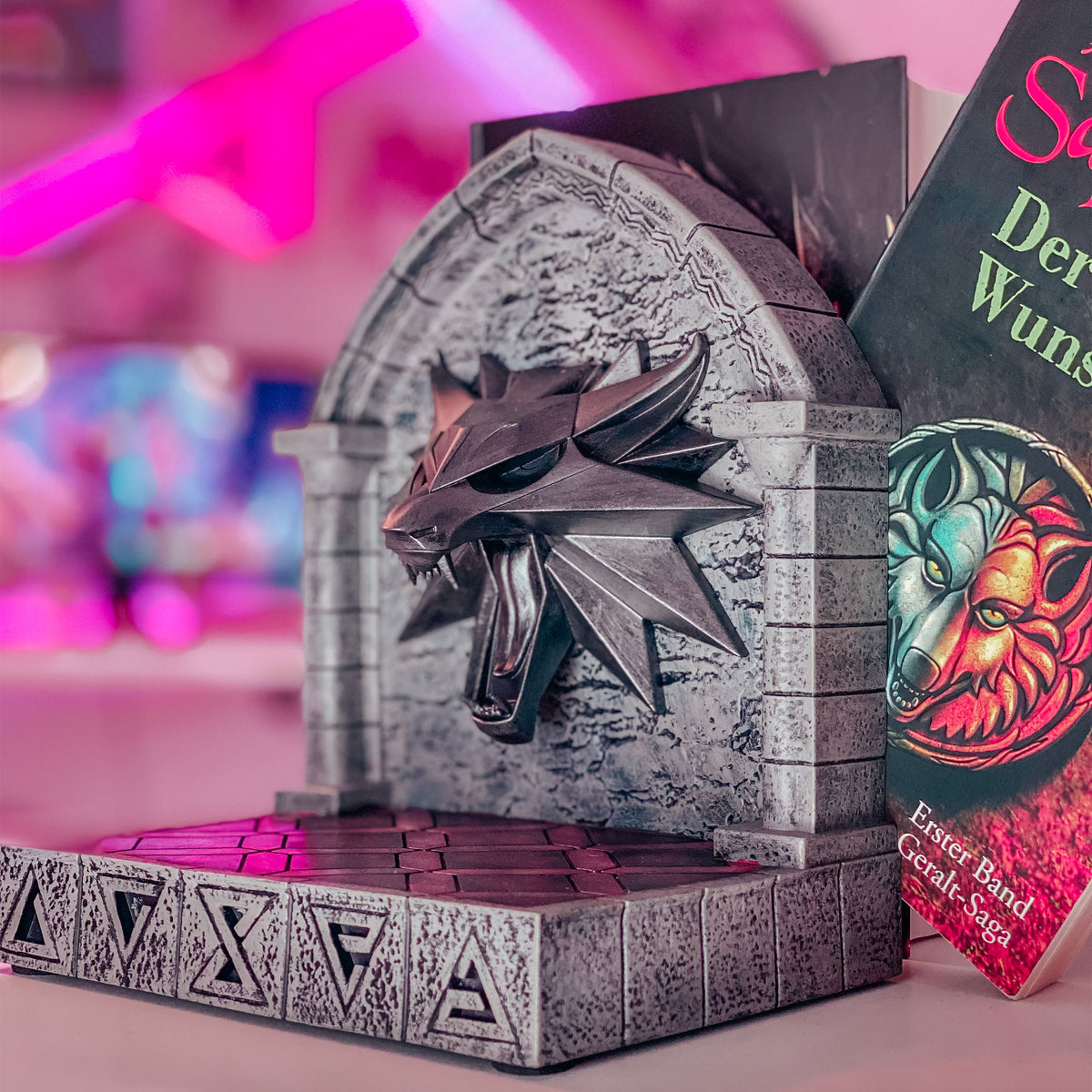 Productafbeelding Witcher 3 - Wolf Boekensteunen