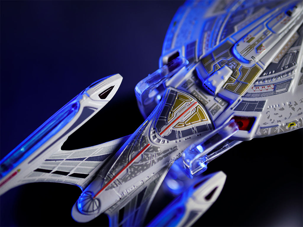 Productafbeelding Star Trek - Starship U.S.S. Enterprise NCC-1701-E Hero Collector Figure
