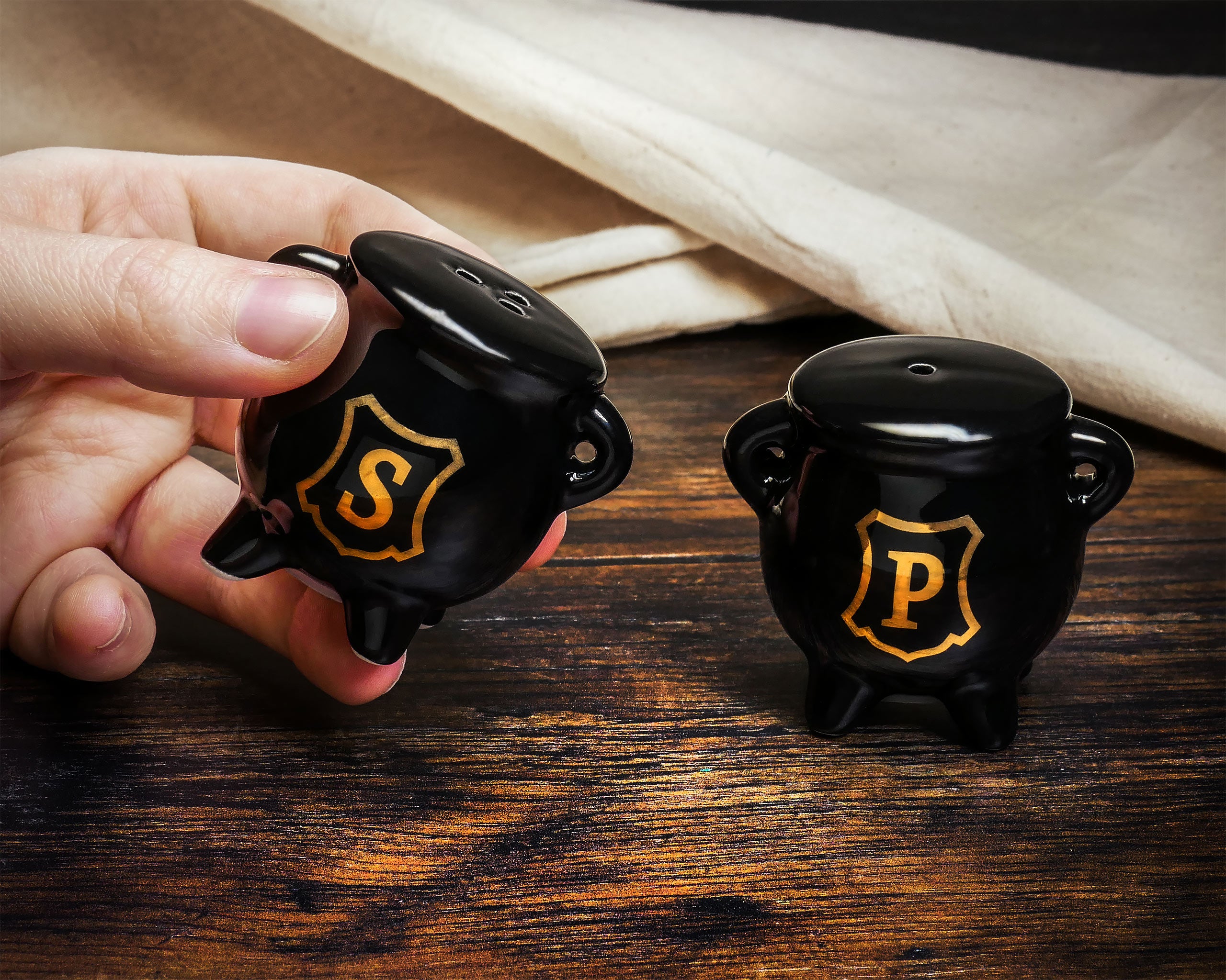 Productafbeelding Ketel zout- en peperstrooiers voor Harry Potter-fans