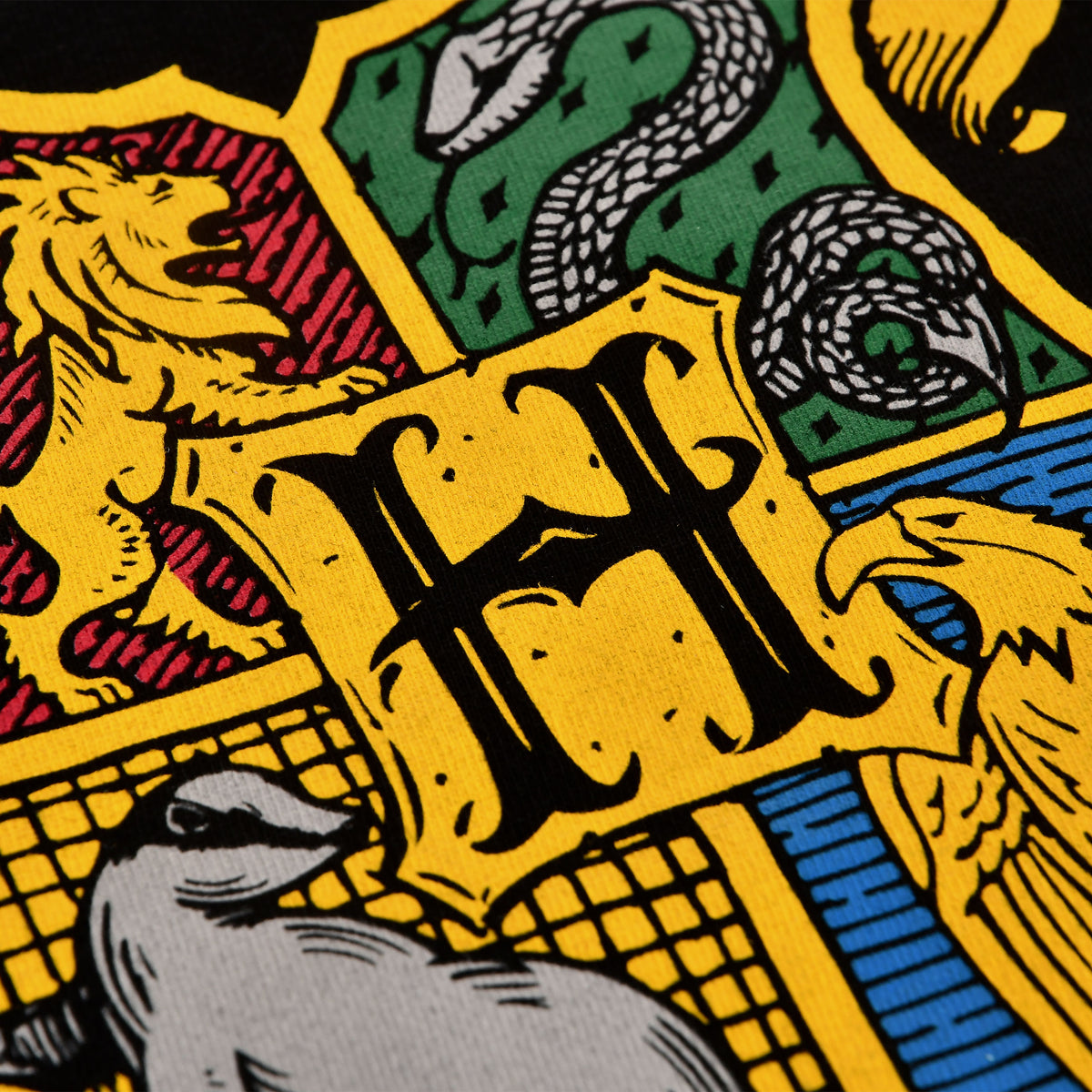Productafbeelding Harry Potter - T-shirt met Hogwarts wapen zwart