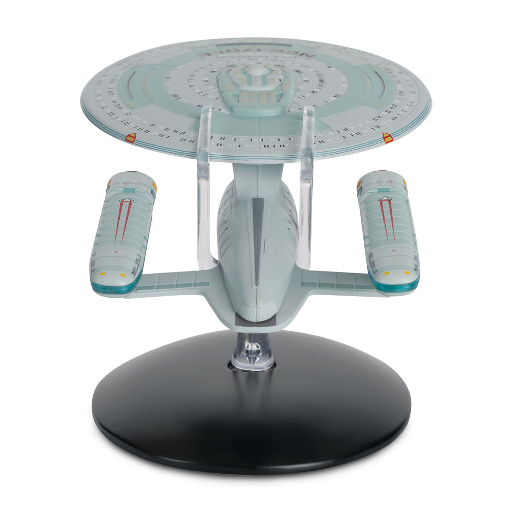Productafbeelding Star Trek - Ruimteschip U.S.S. Enterprise NCC-1701-C Hero Collector Figuur