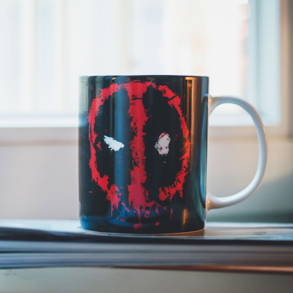 Productafbeelding Deadpool - Splatter Logo Mok
