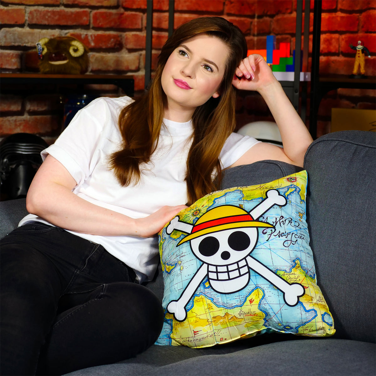 Productafbeelding One Piece - Skull en Pirate Crew Kussen