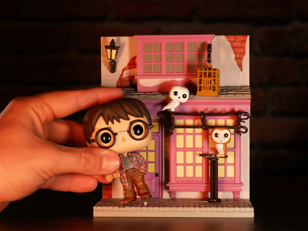 Productafbeelding Harry Potter en Eeylops Uil Winkel Funko Pop Figurine met Diorama