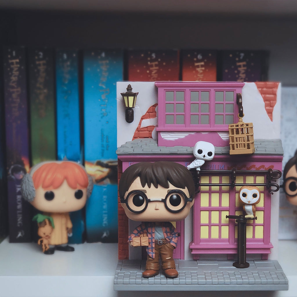 Productafbeelding Harry Potter en Eeylops Uil Winkel Funko Pop Figurine met Diorama
