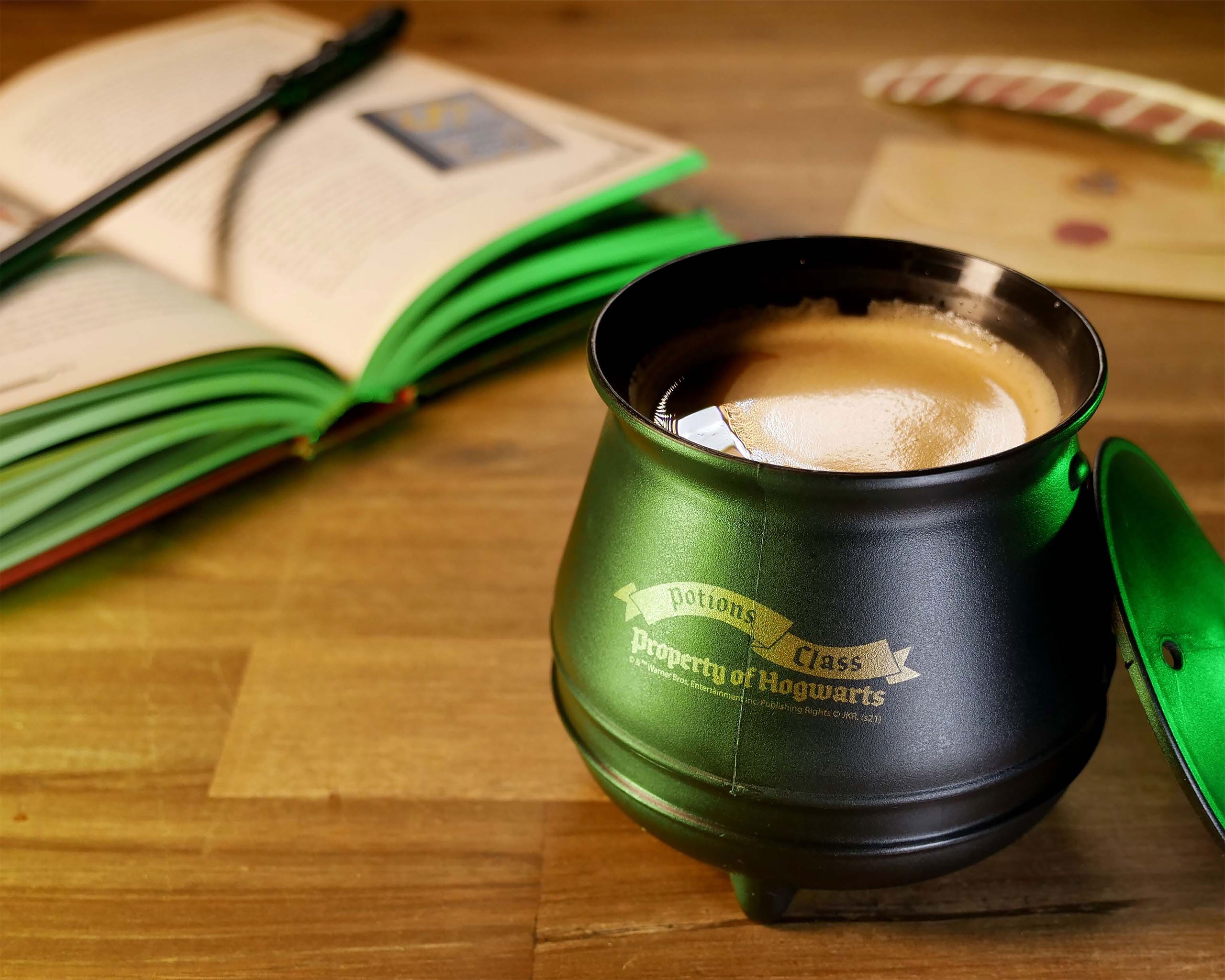 Productafbeelding Harry Potter - Toverketel Mok met Roerfunctie en Deksel